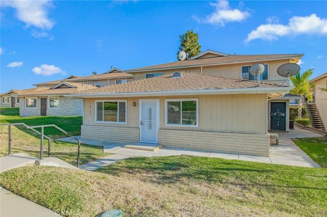 18130 Via Amorosa # 1, Rowland Heights