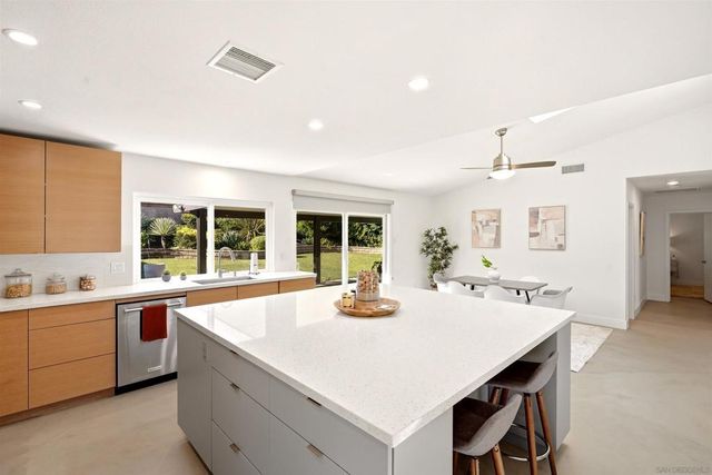 1651 Mapleleaf, Encinitas