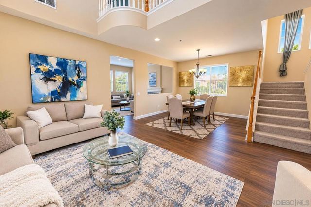 609 Paseo Rio, Vista