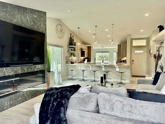 348 Vista Royale Drive, Palm Desert