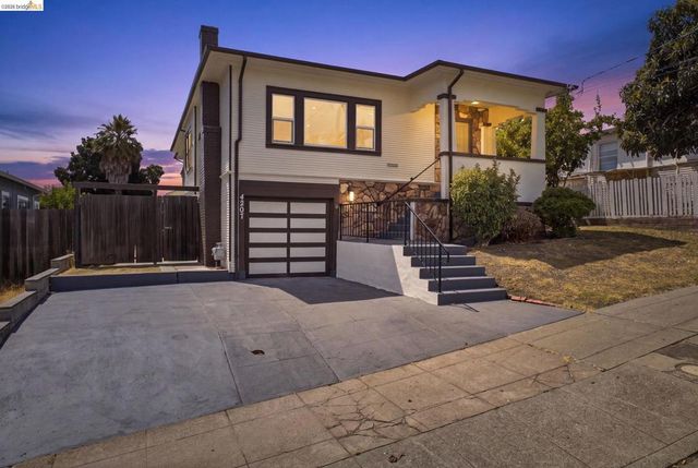 4207 Carrington St, Oakland