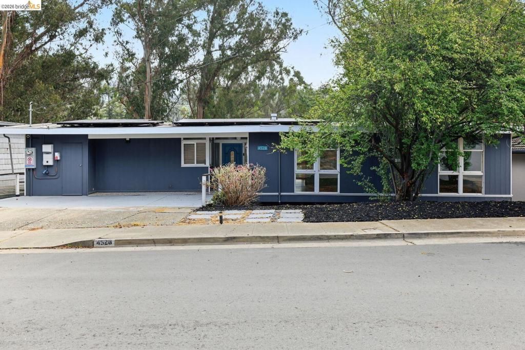 4528 Mattis Ct, Oakland