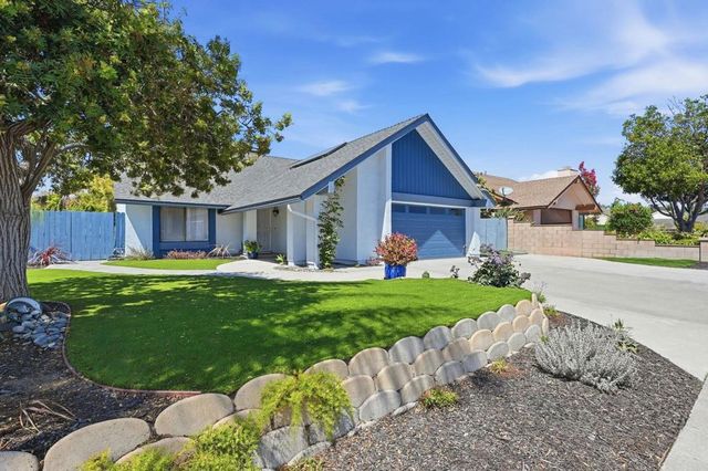 1340 Dorsey Way, Vista