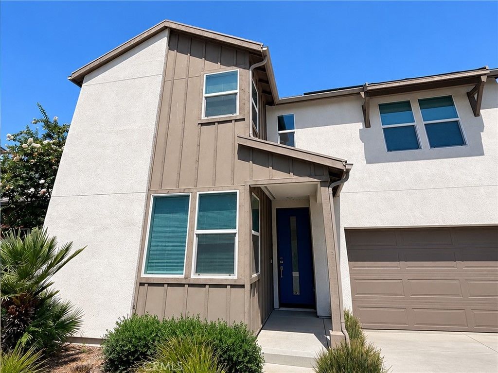 24557 Sonieta Court, Corona