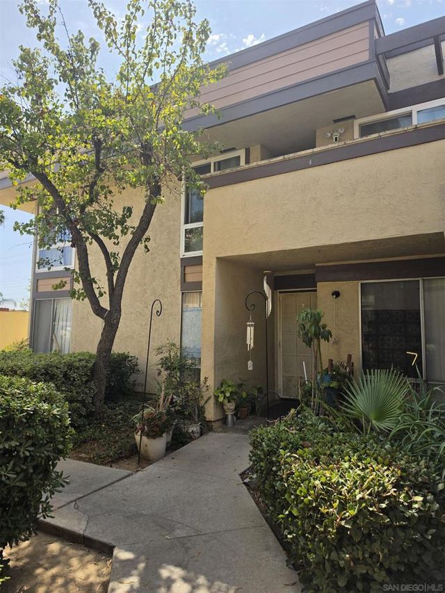 745 E Bradley Ave # 107, El Cajon