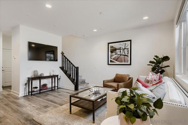 3316 Campo Azul Ct, Carlsbad