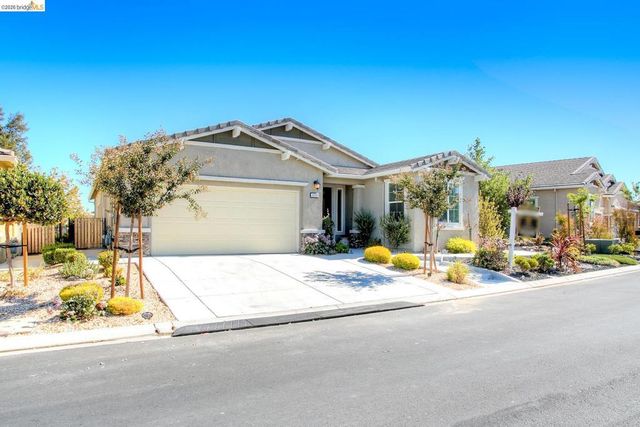 653 Waterwood Dr, Rio Vista