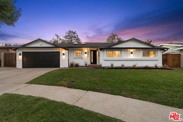 23649 Emelita Street, Woodland Hills