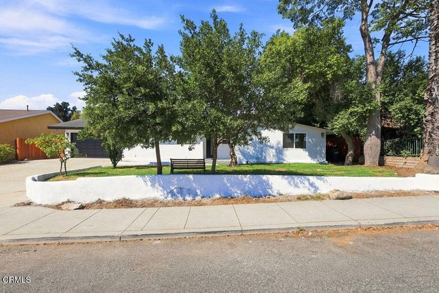 975 E Avenida De Los Arboles, Thousand Oaks