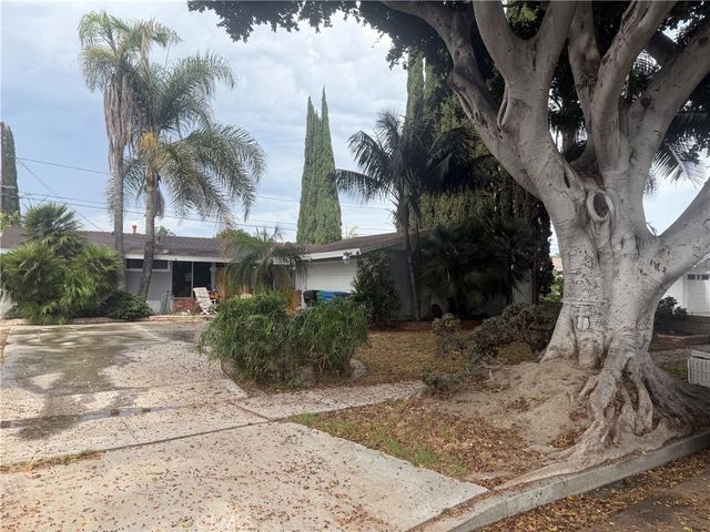 3405 E Harding, Long Beach