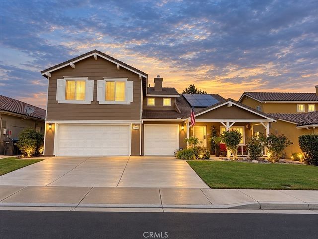 13956 Moqui, Corona