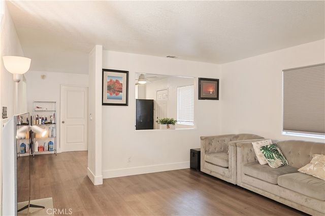 2214 W Wardlow, Long Beach