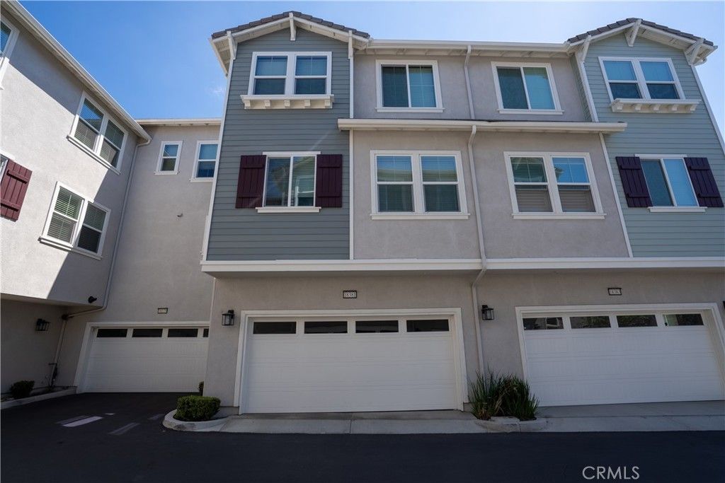 18381 Iris Lane, Yorba Linda