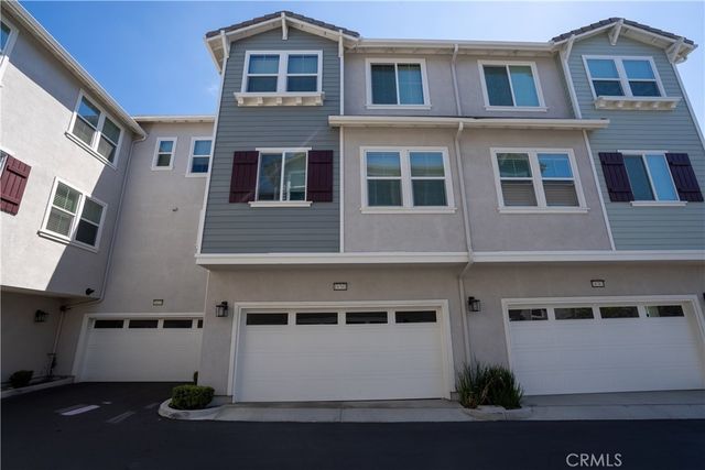 18381 Iris Lane, Yorba Linda