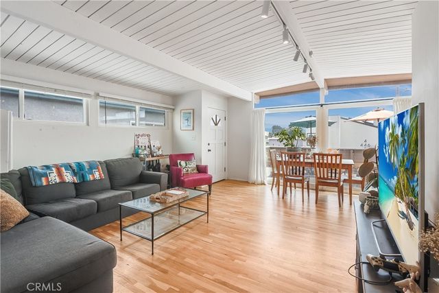 447 30th, Hermosa Beach