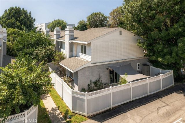 8350 Burnet # 9, North Hills