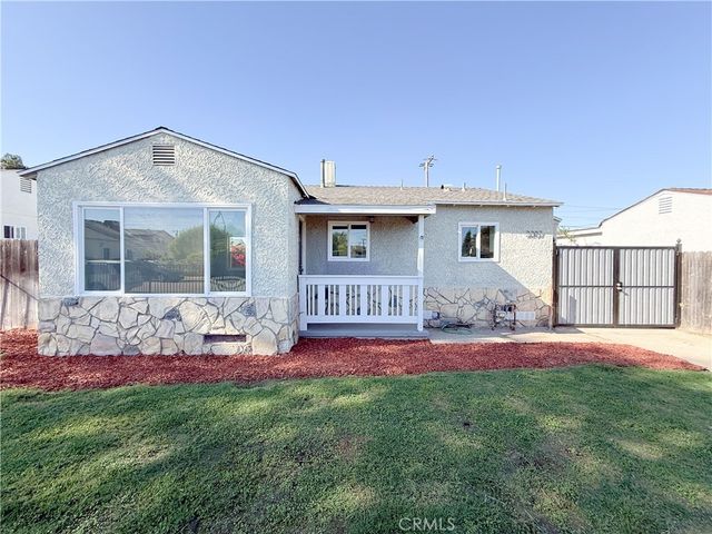2207 W 132nd, Compton