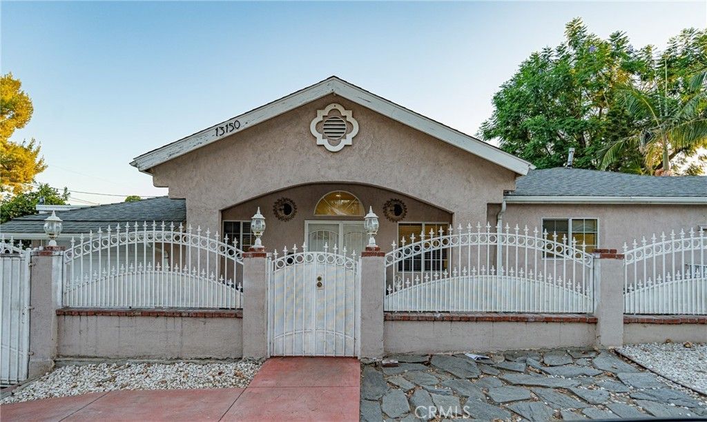 13150 Aztec, Sylmar