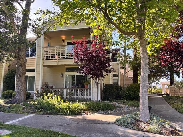132 Amesport, Half Moon Bay