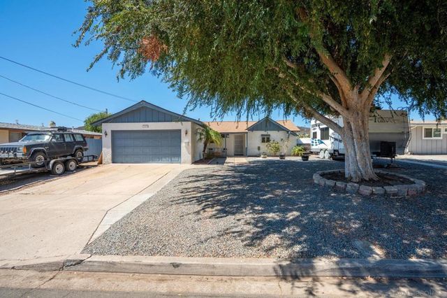 13810 Tobiasson Rd., Poway