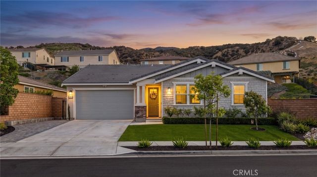 2770 Santa Fiora Drive, Corona