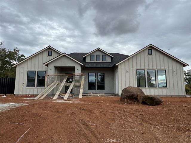 226 Redbud, Paradise