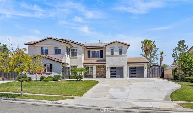 1481 Sunshine Circle, Corona