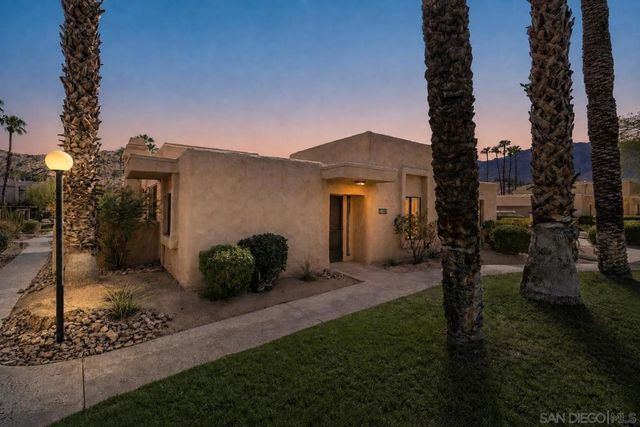 4837 S Winners Circle # A, Palm Springs
