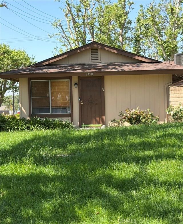 1158 W Philadelphia Street, Ontario