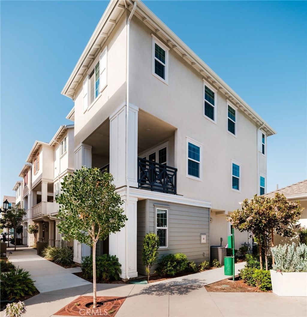 1090 N Anaheim Blvd # 2, Anaheim