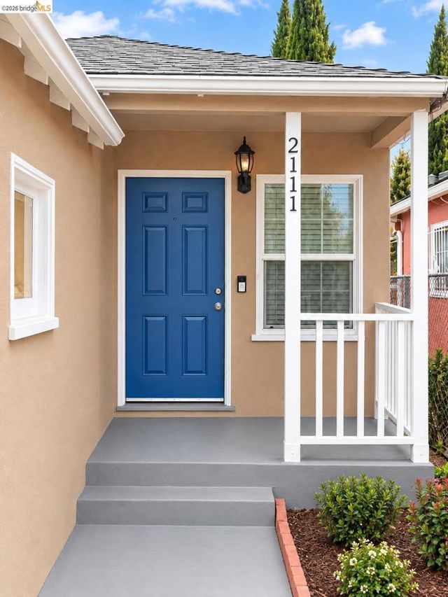 2111 100th Ave, Oakland