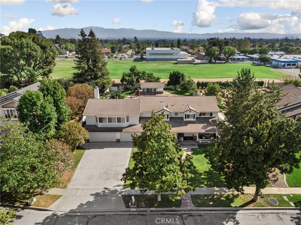 162 W Buffington, Upland