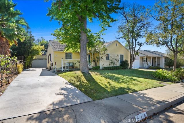 346 Saint Bonaventure, Claremont