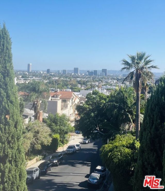 8455 Fountain Avenue # 206, West Hollywood