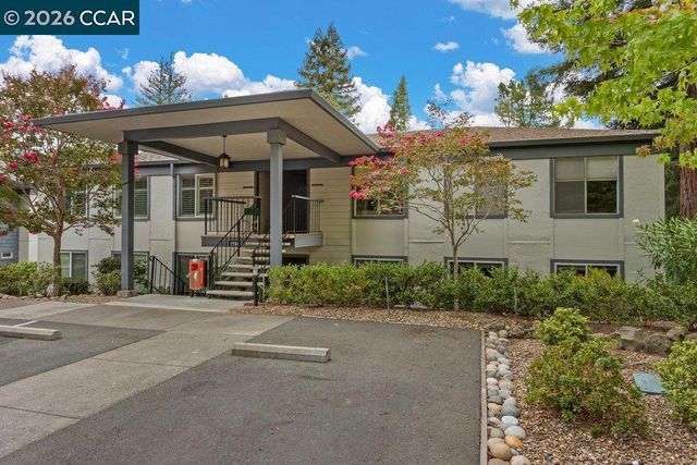 2500 Ptarmigan Dr # 4, Walnut Creek