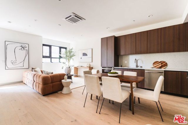 1051 N Spaulding Avenue # B, West Hollywood