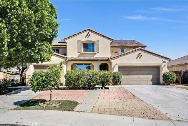 5570 Lark Sparrow Court, Jurupa Valley