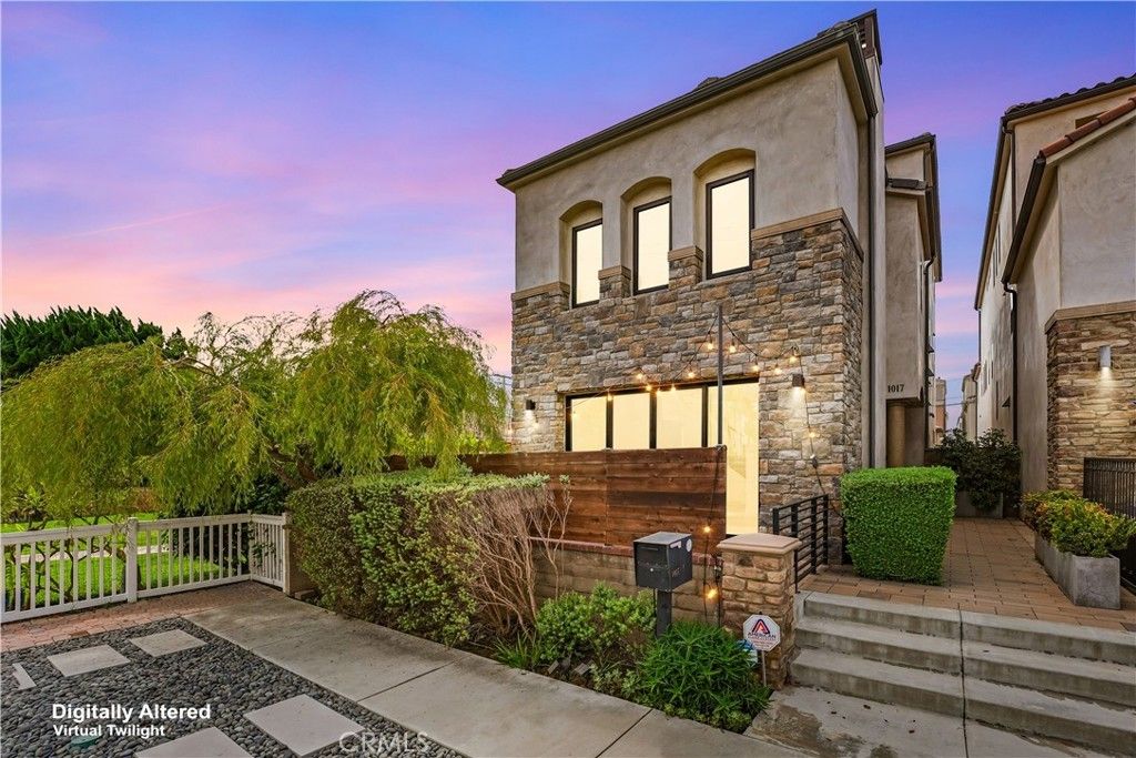 1017 Delaware, Huntington Beach
