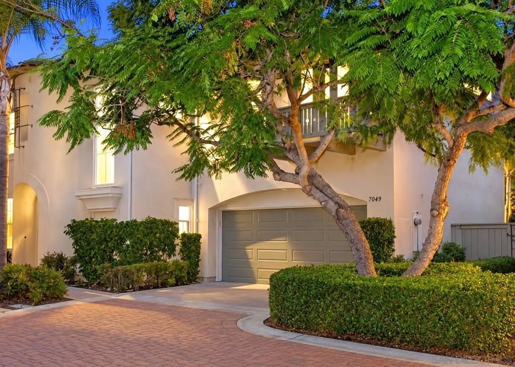 7049 Surfbird Curcle, Carlsbad