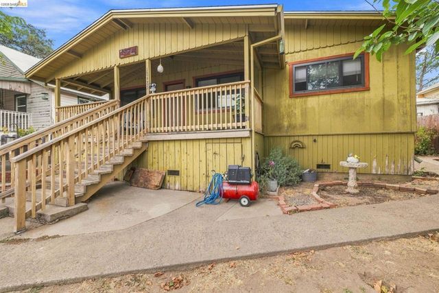18485 Oak St, Tuolumne