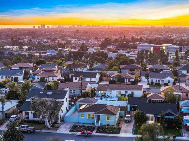 4220 E Overlook Dr, San Diego