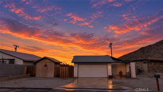 22556 Parkmead, Palm Springs