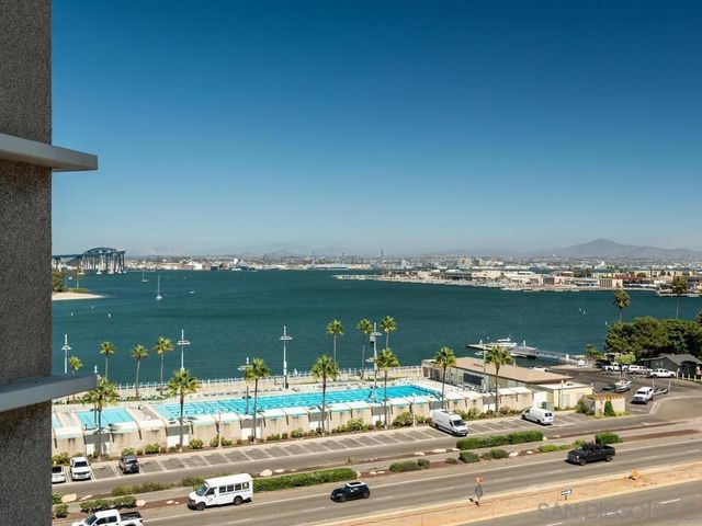 1820 Avenida Del Mundo # 706, Coronado