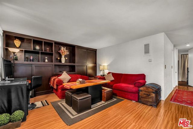 6305 Green Valley Circle # 213, Culver City