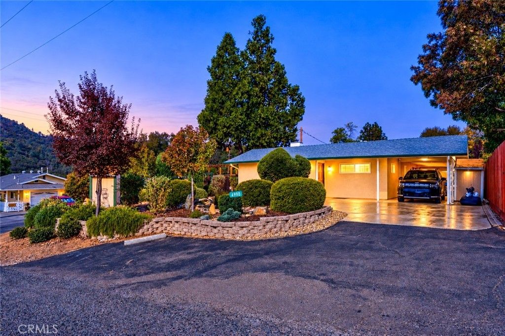 4990 13th, Mariposa
