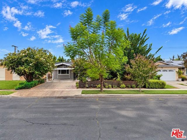 23909 Welby Way, Los Angeles
