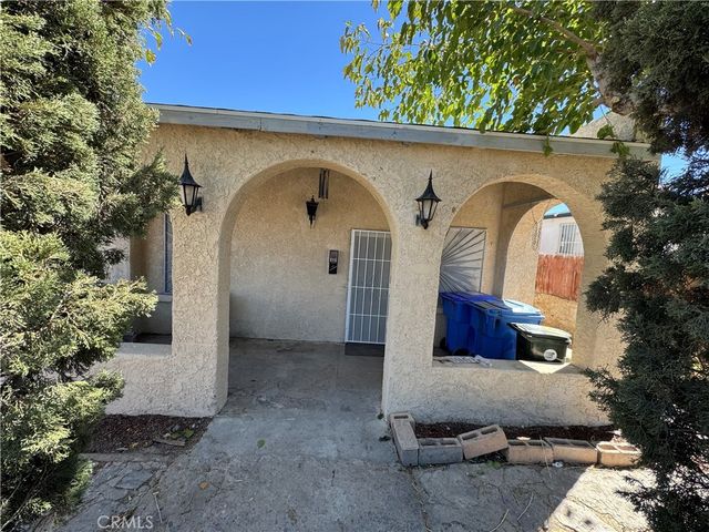 409 S 6th, Barstow