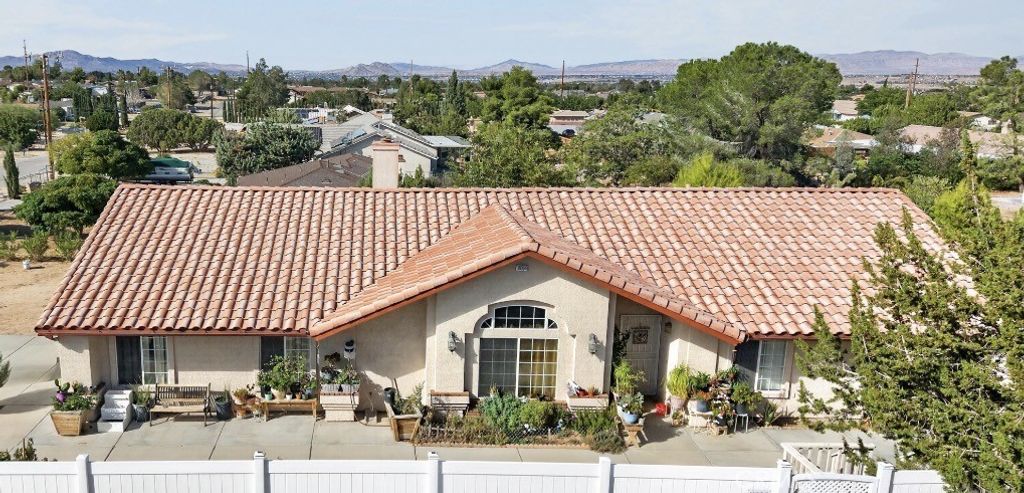 18004 Orange, Hesperia