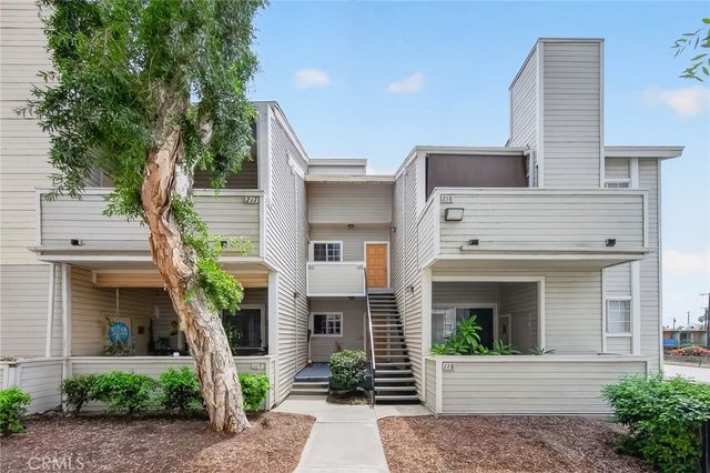777 S Citrus # 217, Azusa