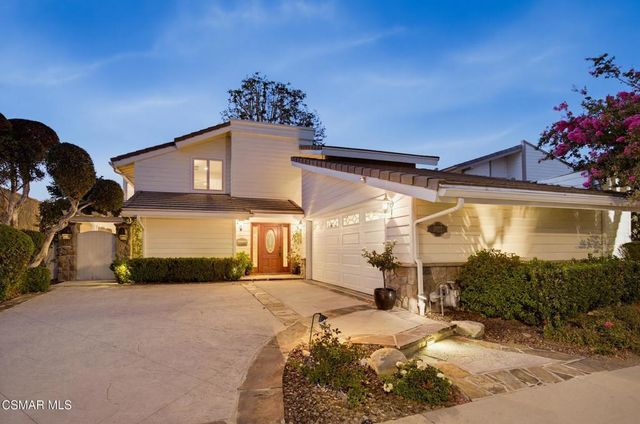 3927 Fairbreeze Circle, Westlake Village